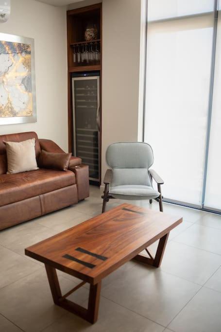 Spacious 3 Bedroom With Cool Amenities Guadalajara
