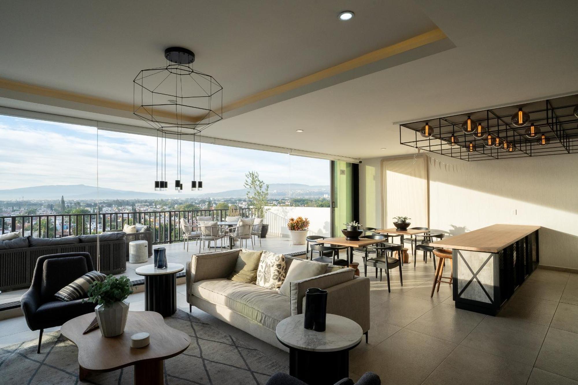 Centrico Departamento Con Rooftop Y Vistas En Zapopan Apartment