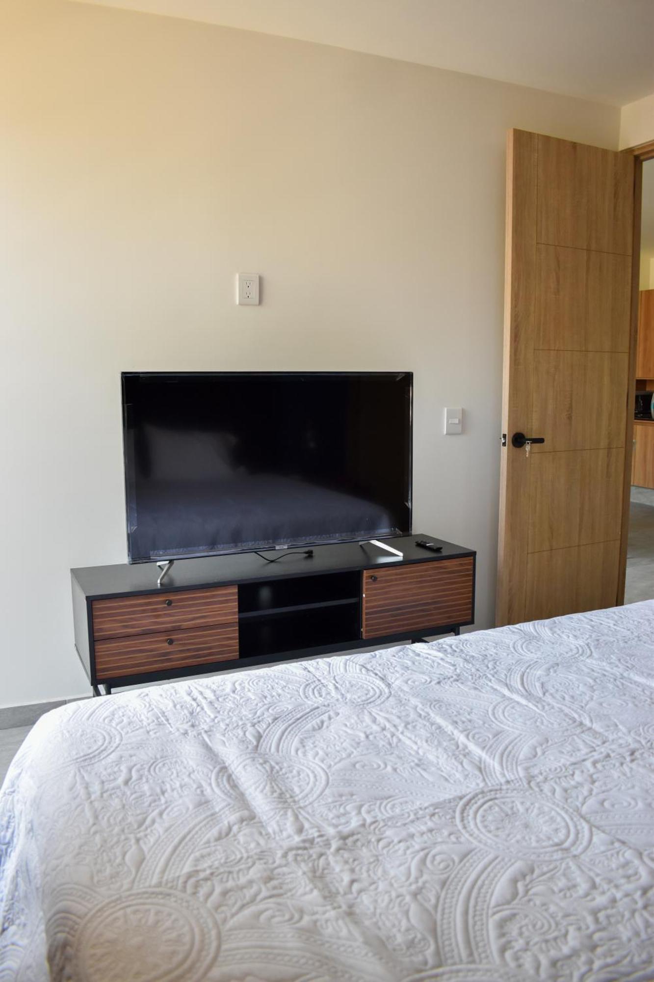 Centrico Departamento Con Rooftop Y Vistas En Zapopan Apartment *
