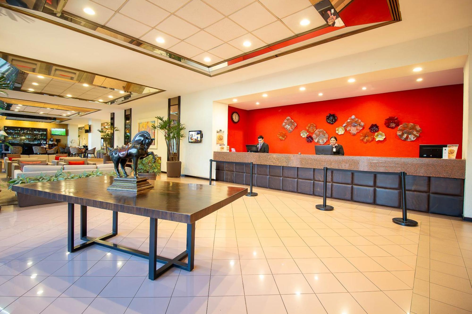 Hotel Plaza Expo