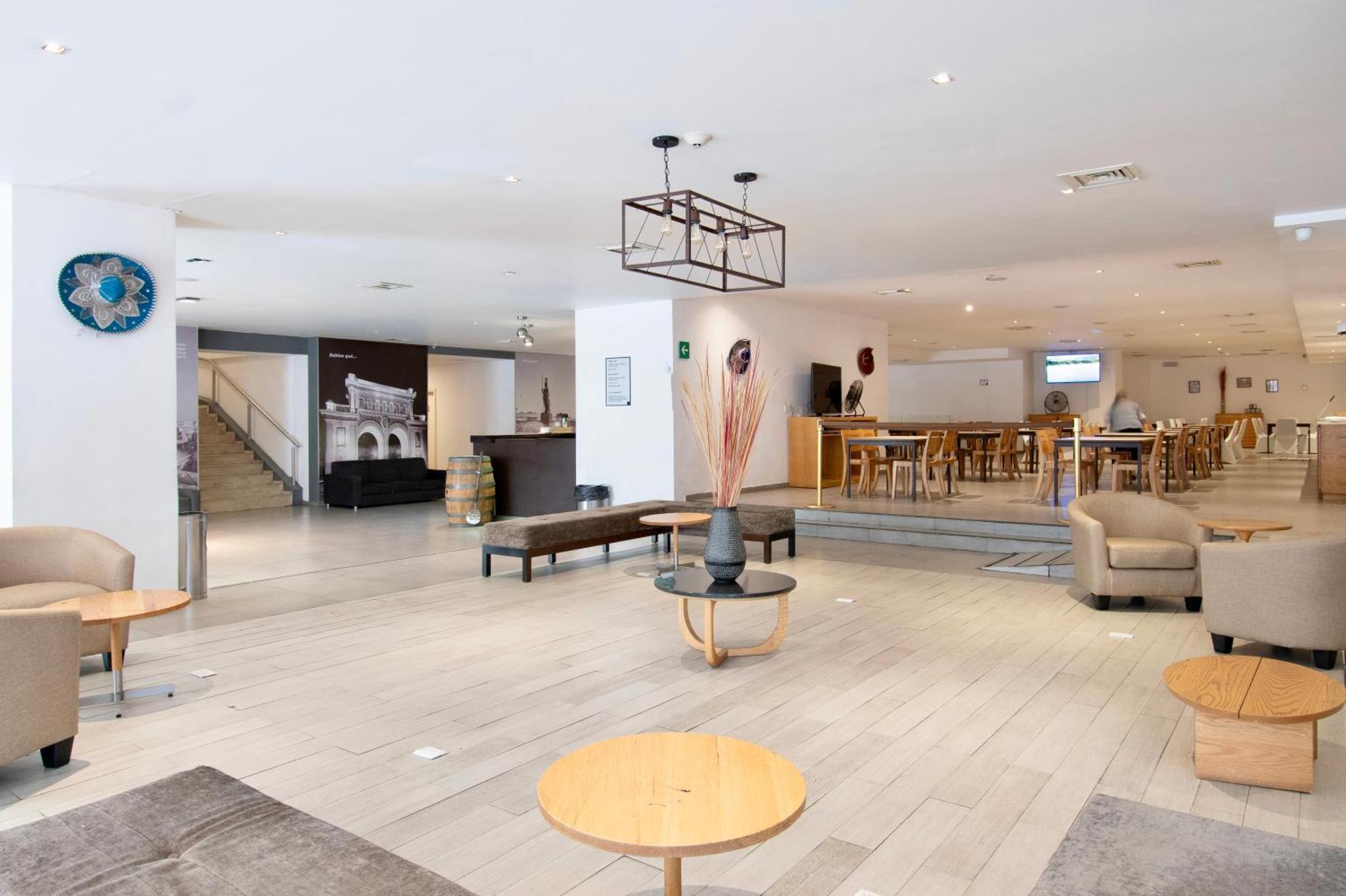 Plaza Genova Centro Hotel 4*