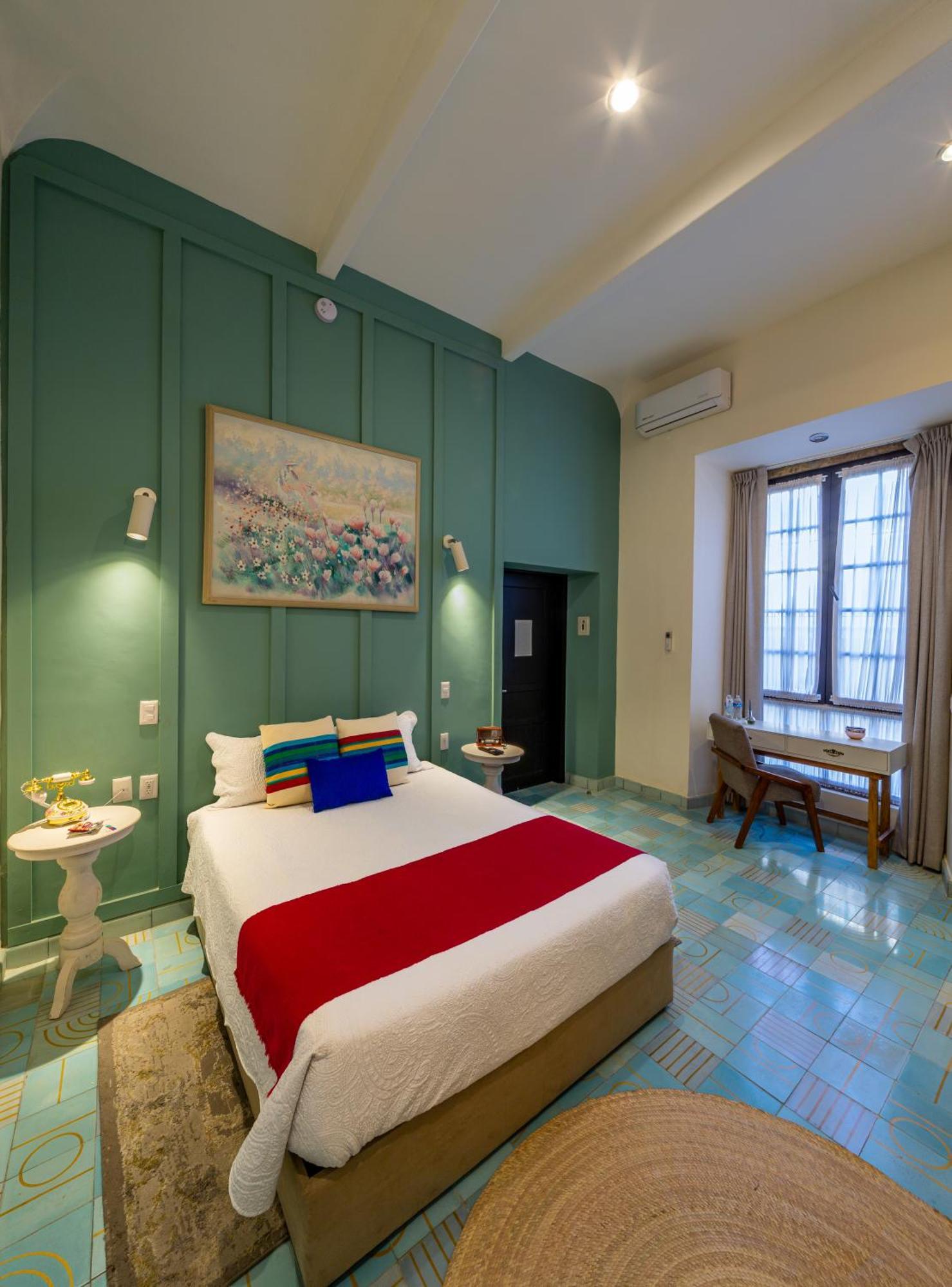 Palpatio 4*