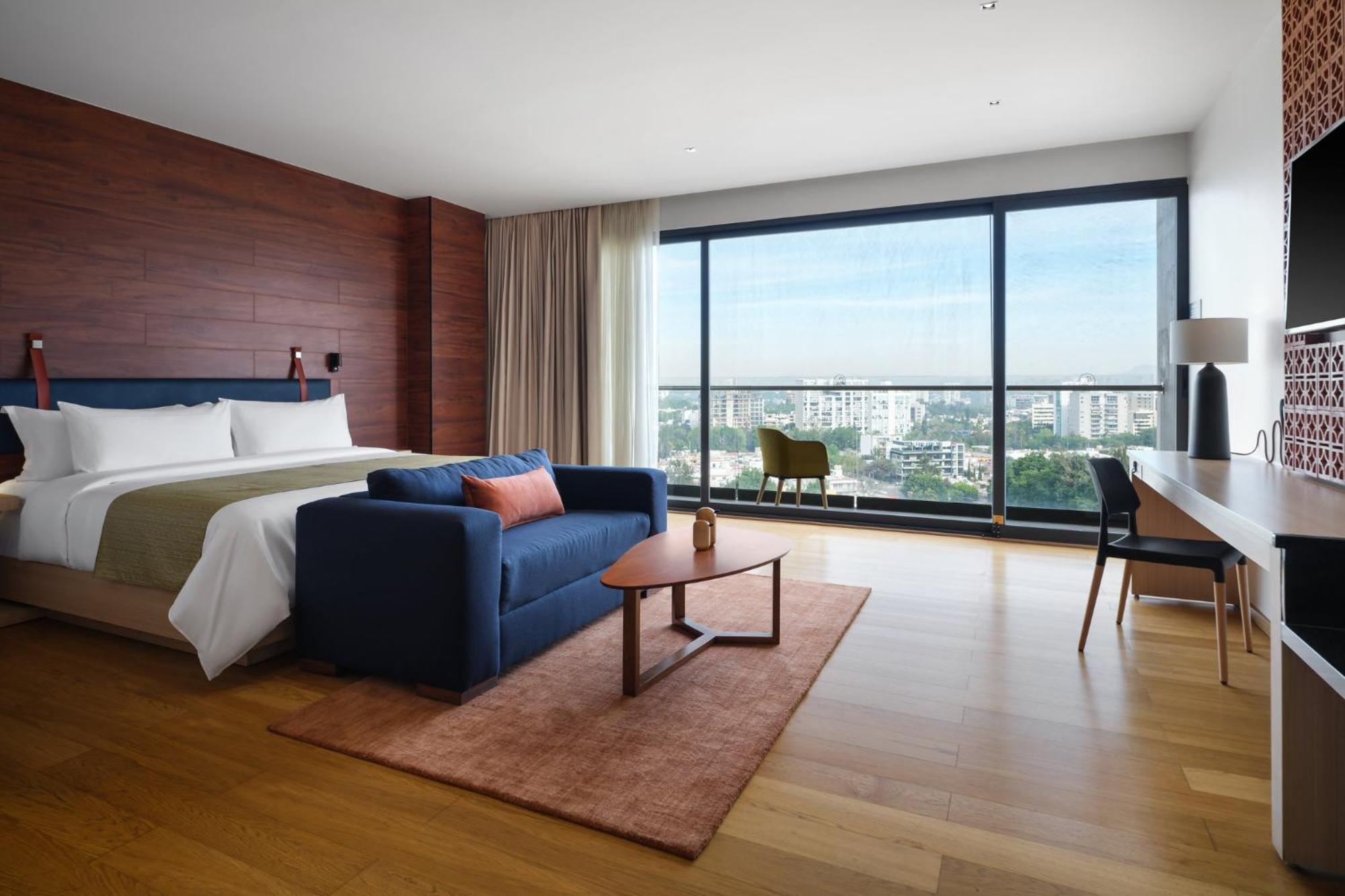 Hotel Voco Neruda By Ihg 4*