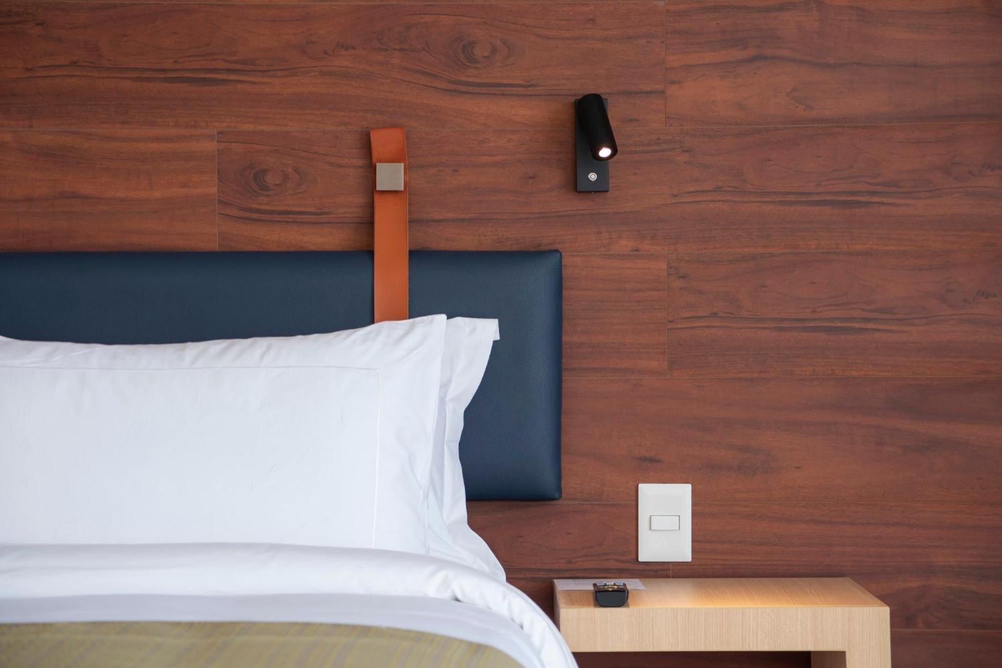 Voco Neruda By Ihg 4*