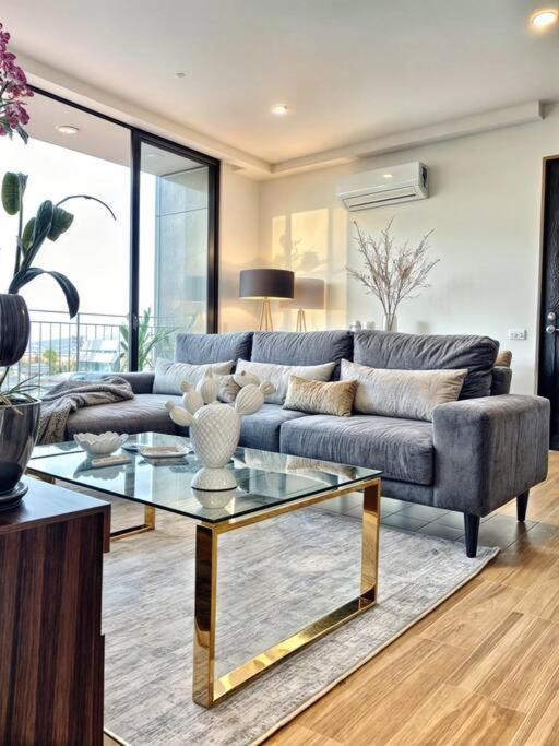 Acogedor 2br, Fast Wifi, Elegante, Centrico Apartment