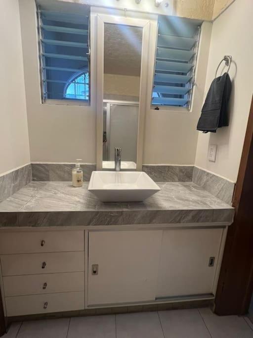 Apartment Dpto Consulado 3mns Plaza Andares 8 Minutos