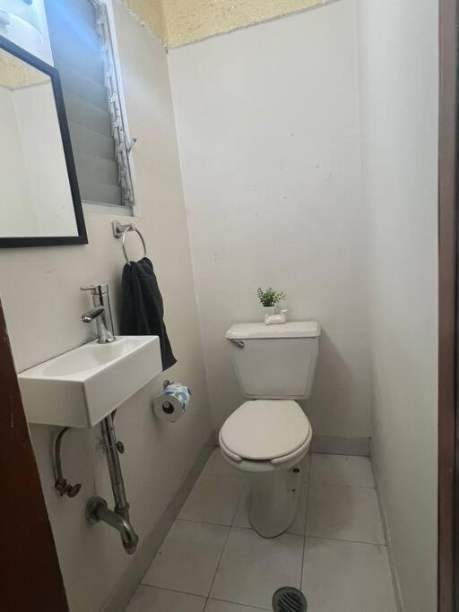 Dpto Consulado 3mns Plaza Andares 8 Minutos Apartment *