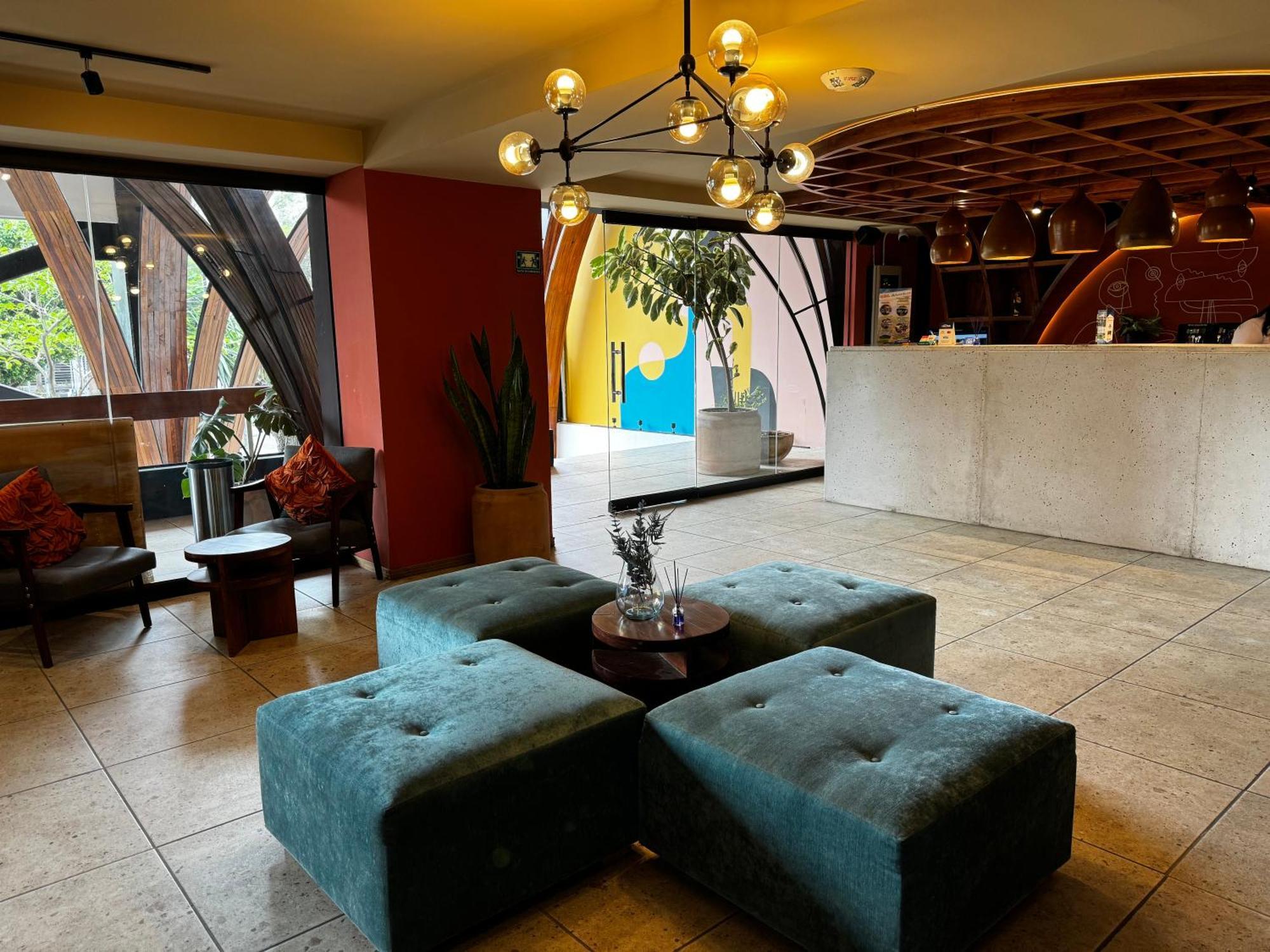 Ola Chapultepec 4*