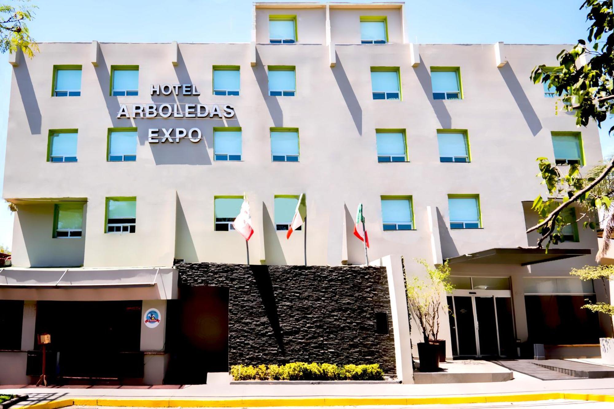 Hotel Arboledas Expo 2*