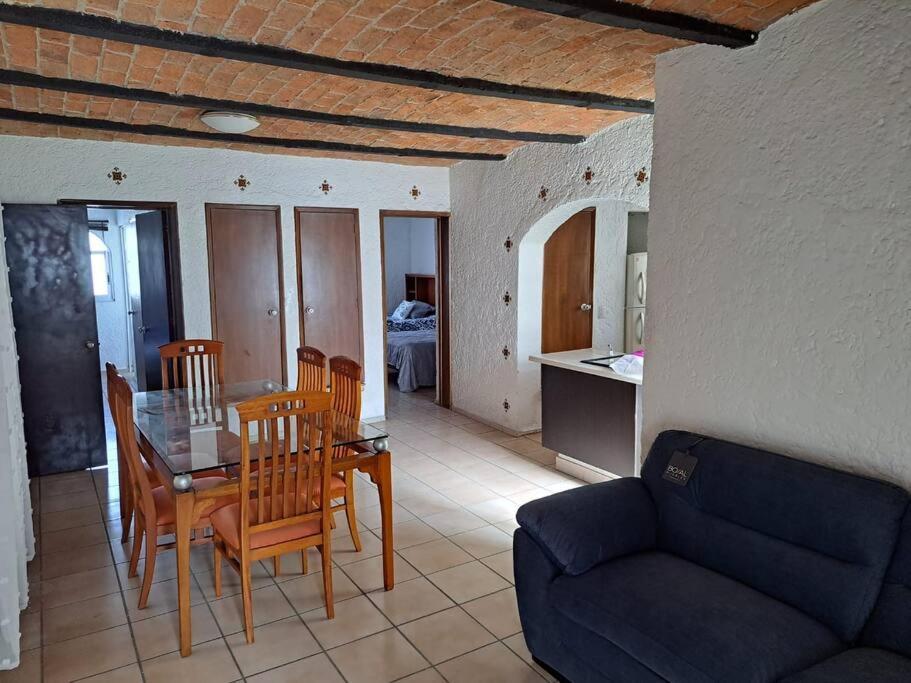 Dpto Cerca Consul Usa, Hospital San Javier, Andares * Guadalajara