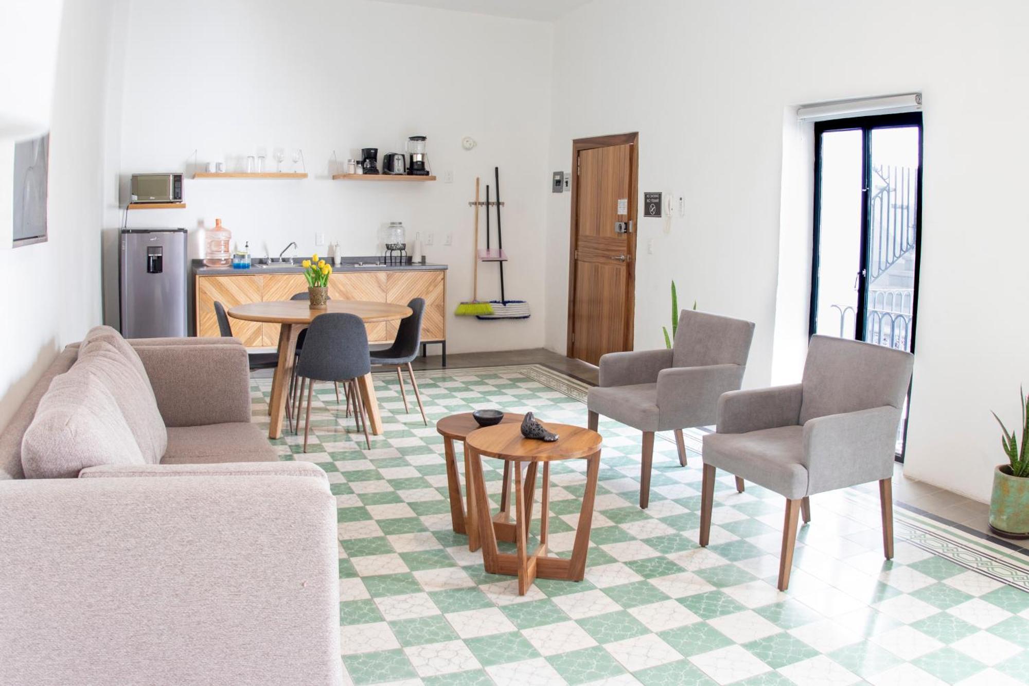 Casa Monarcas - Victoria Apartment