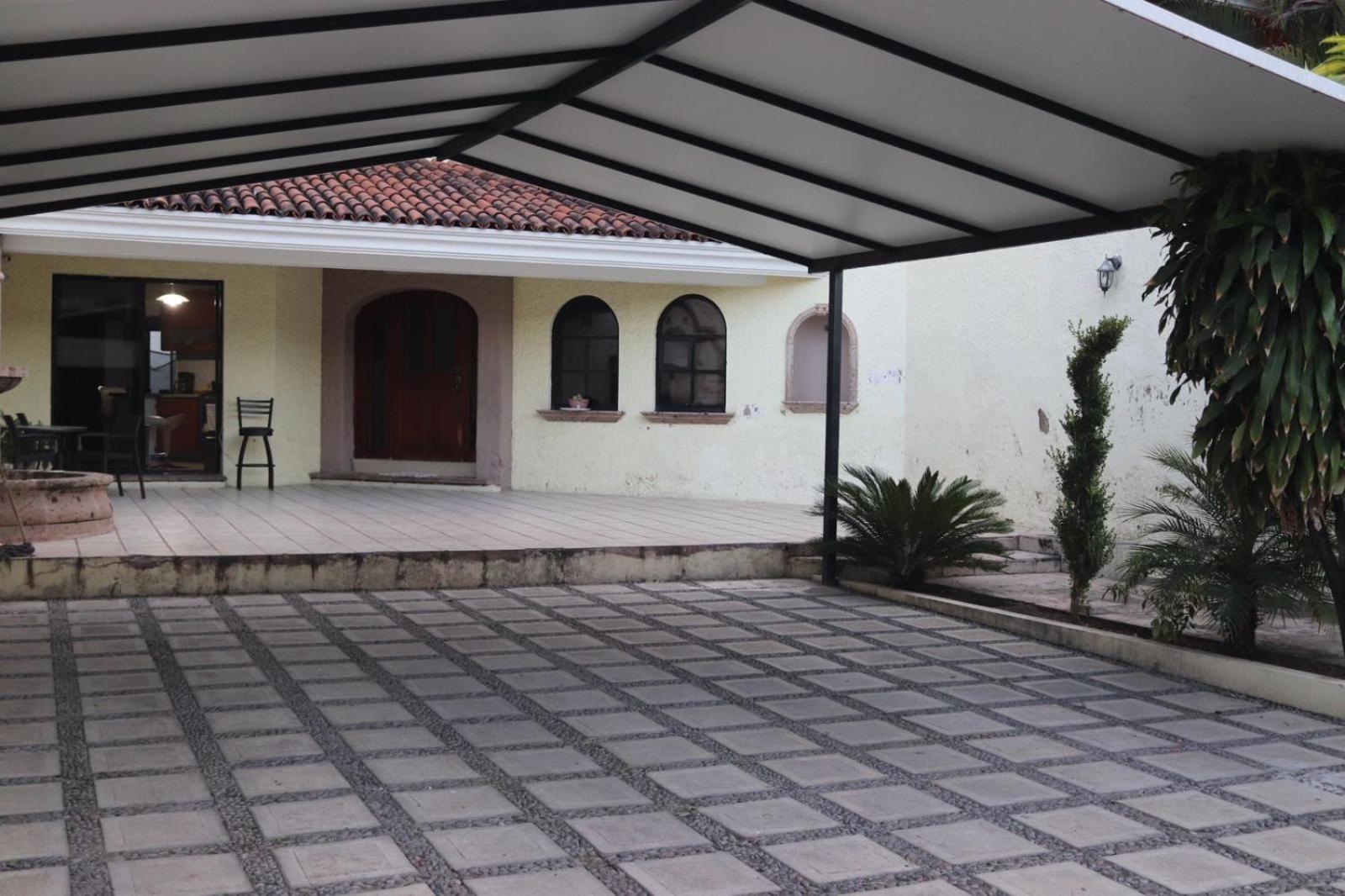 Recidencia Cerca Galerias Holiday home Guadalajara