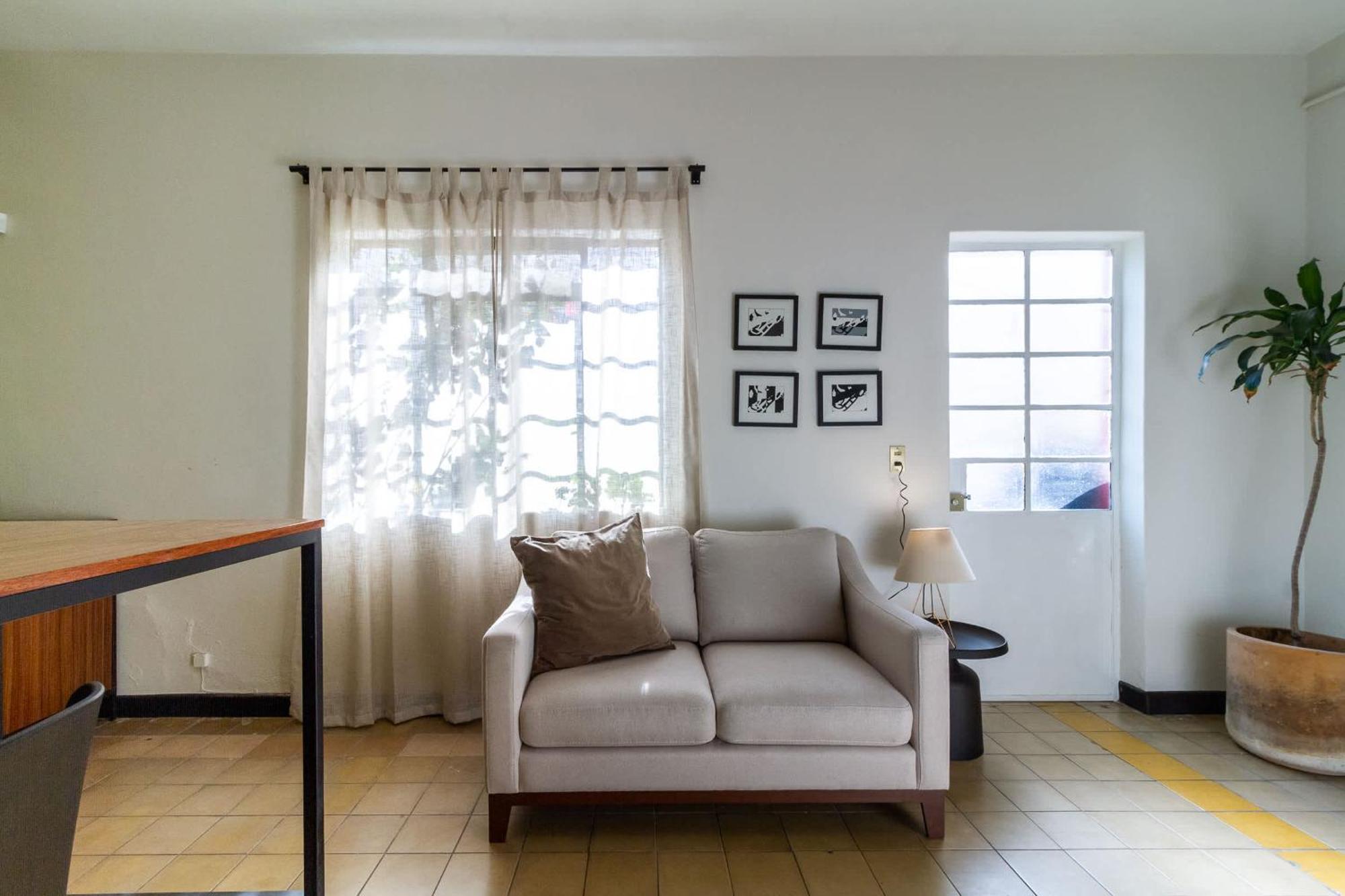 Charming In Colonia Americana With 1 Bedroom Apartment *