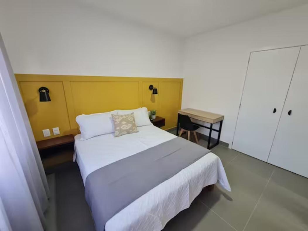 Urban Justo Sierra Aparthotel