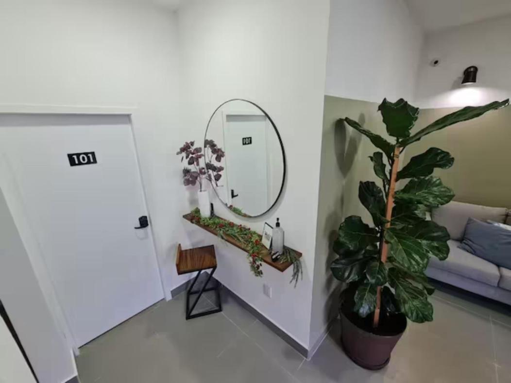 Aparthotel Urban Justo Sierra *