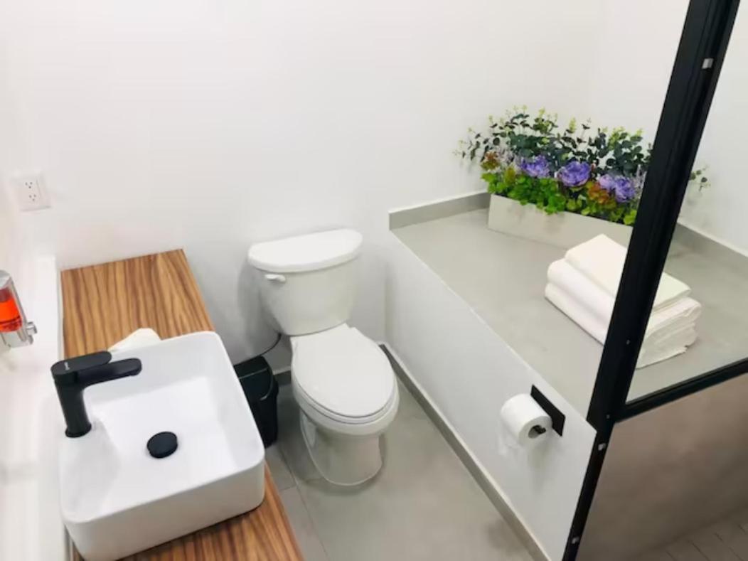 Aparthotel Urban Chapalita *