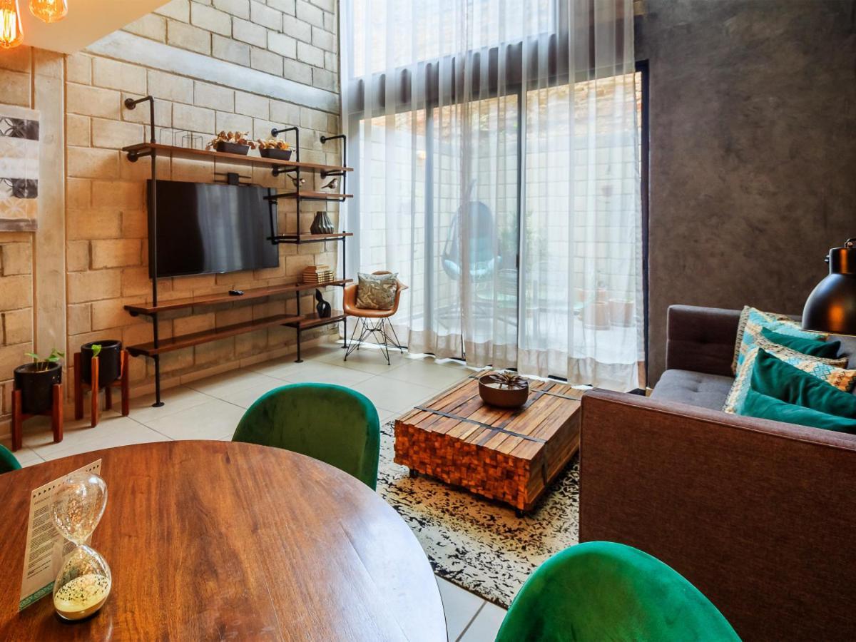 Spacious Stylish Loft W Gym Apartment *