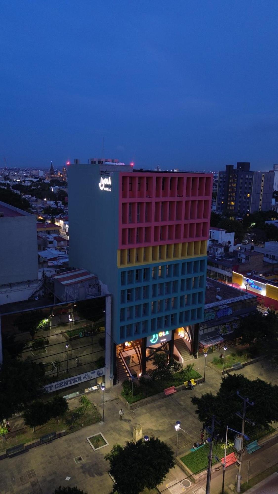 Ola Chapultepec Hotel 4*