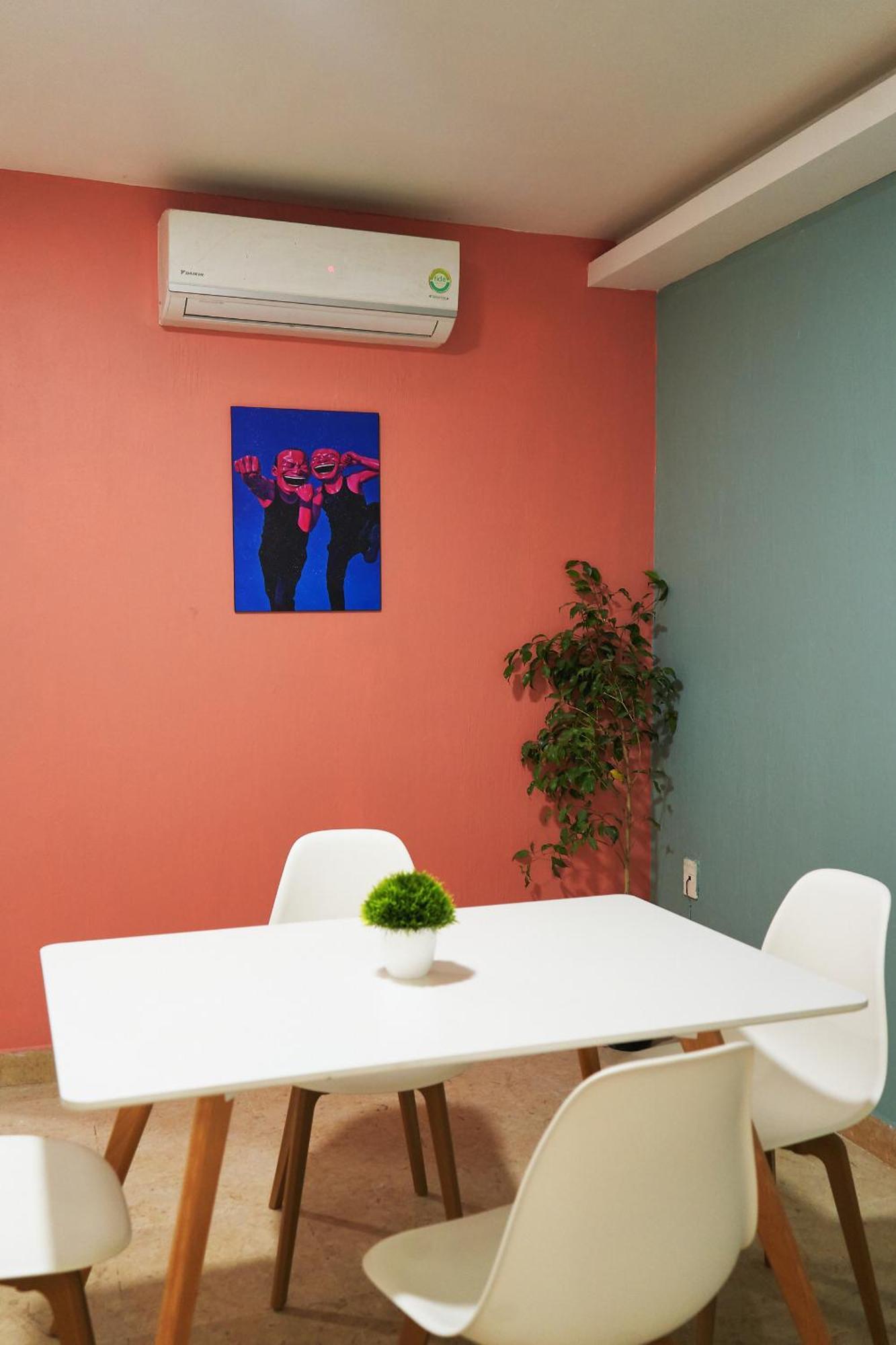 Noracentral Hotel 4*