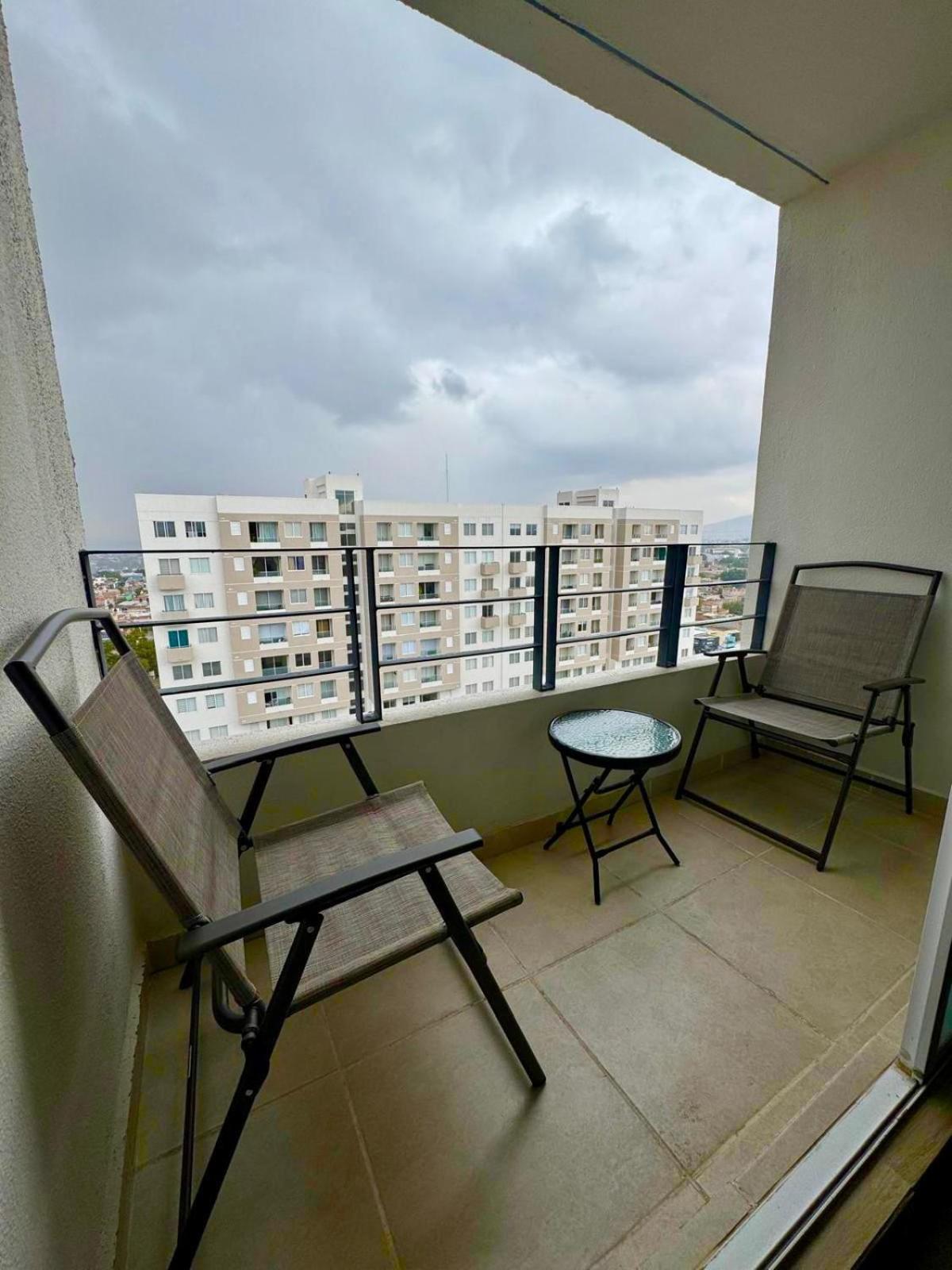 Modern 12th-floor Penthouse W 2 Balconies & Views Apartment Guadalajara