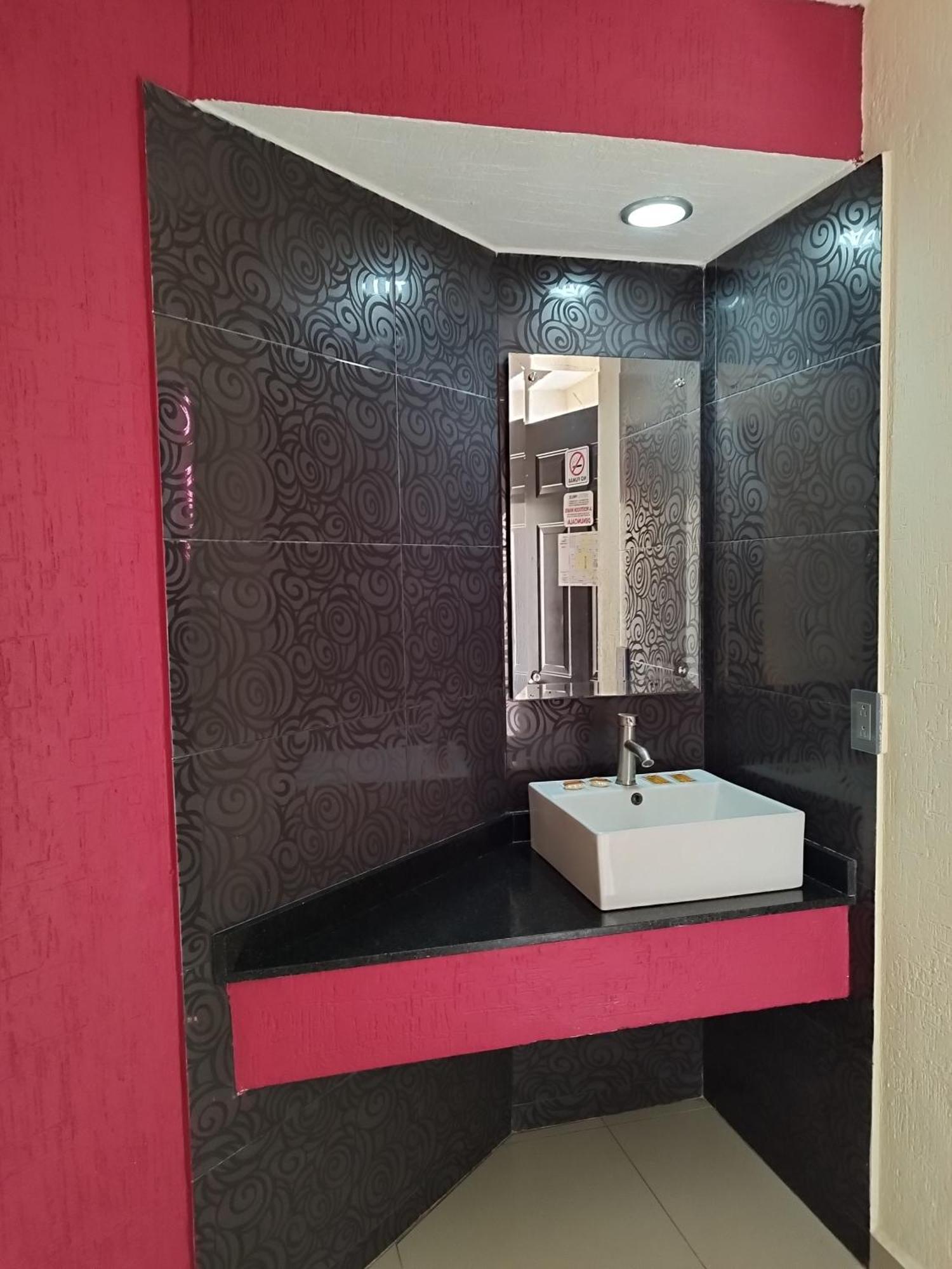 Hotel cápsula Morelos Guadalajara