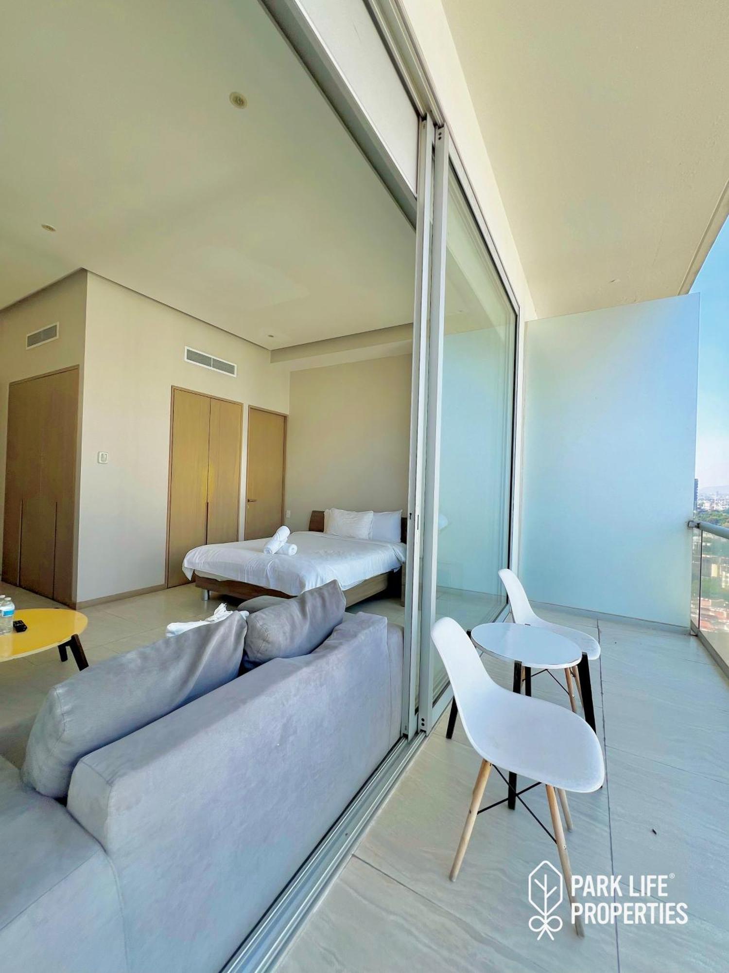 Park Life Aparthotel Guadalajara