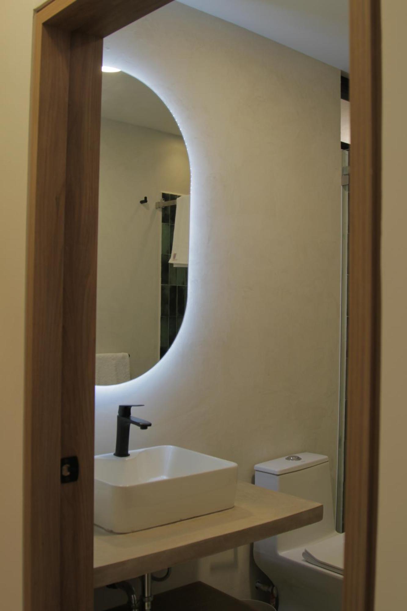 Minimalist Chapu Apartment Guadalajara
