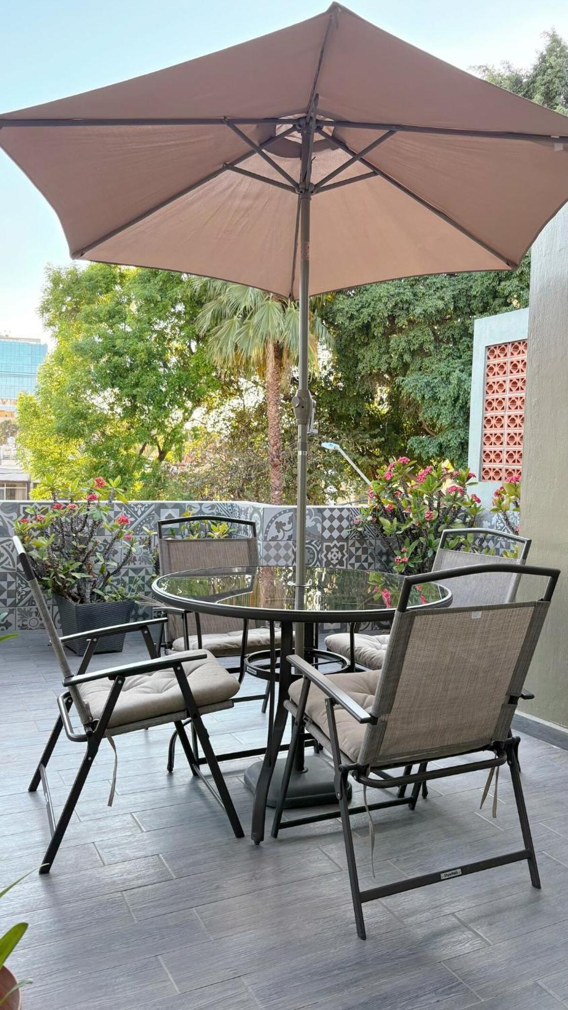 Penthouse Near Expo Apartment *