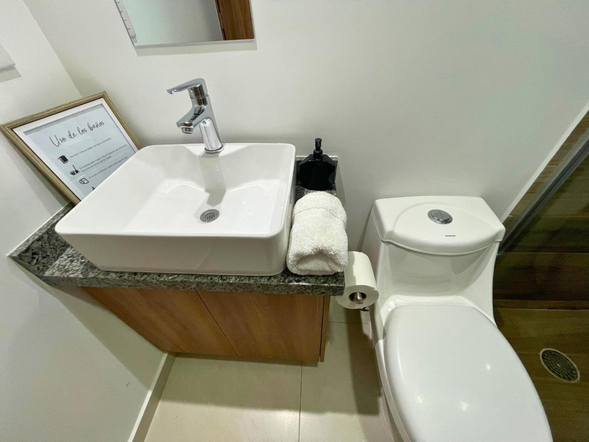 Depa Familiar Centrico Gdl Con Estacionamiento Apartamento Guadalajara