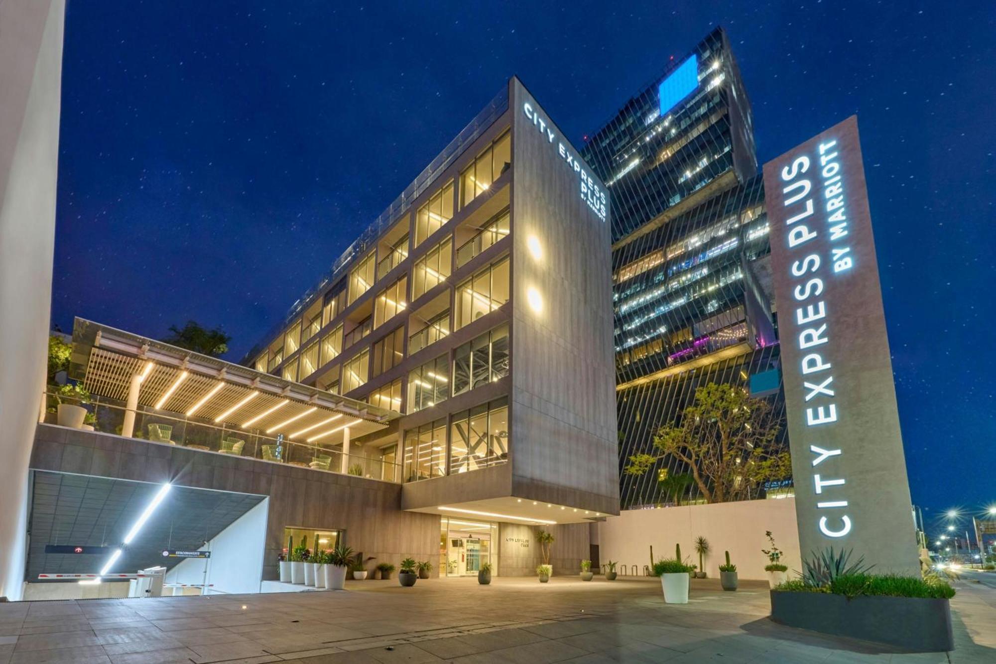 Express By Marriott Providencia 4*
