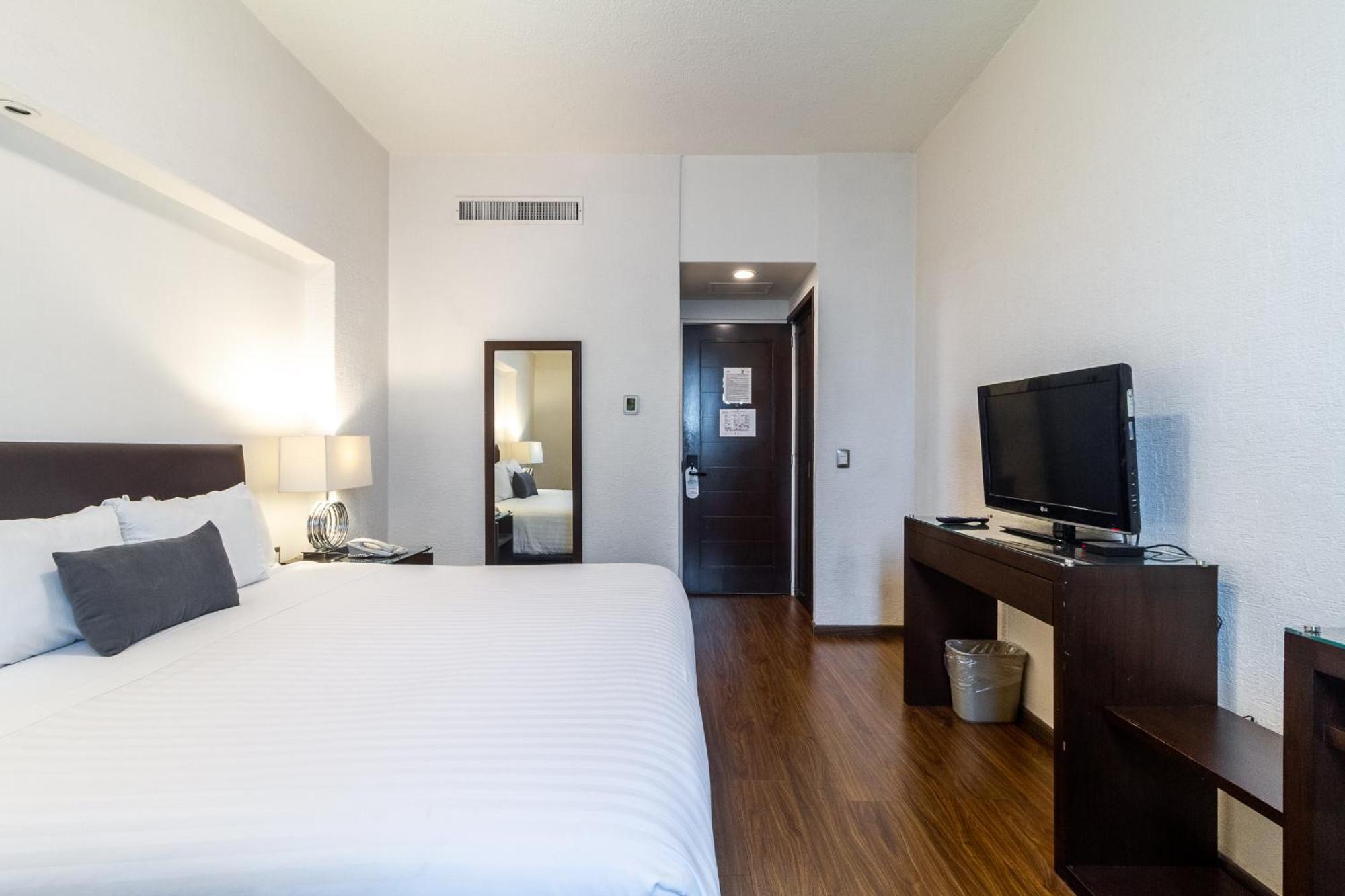 Hotel Meson Ejecutivo Minerva - Av Mexico
