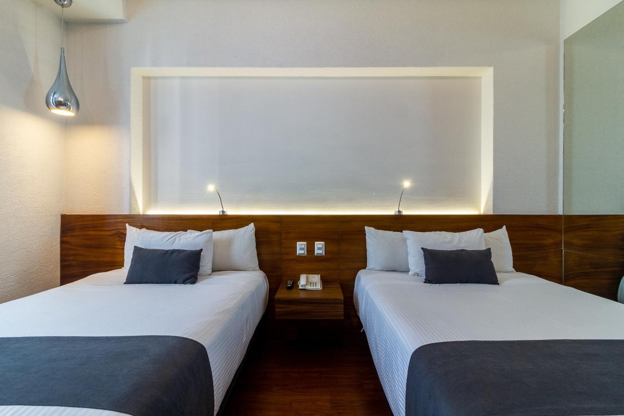 Meson Ejecutivo Minerva - Av Mexico Hotel 4*