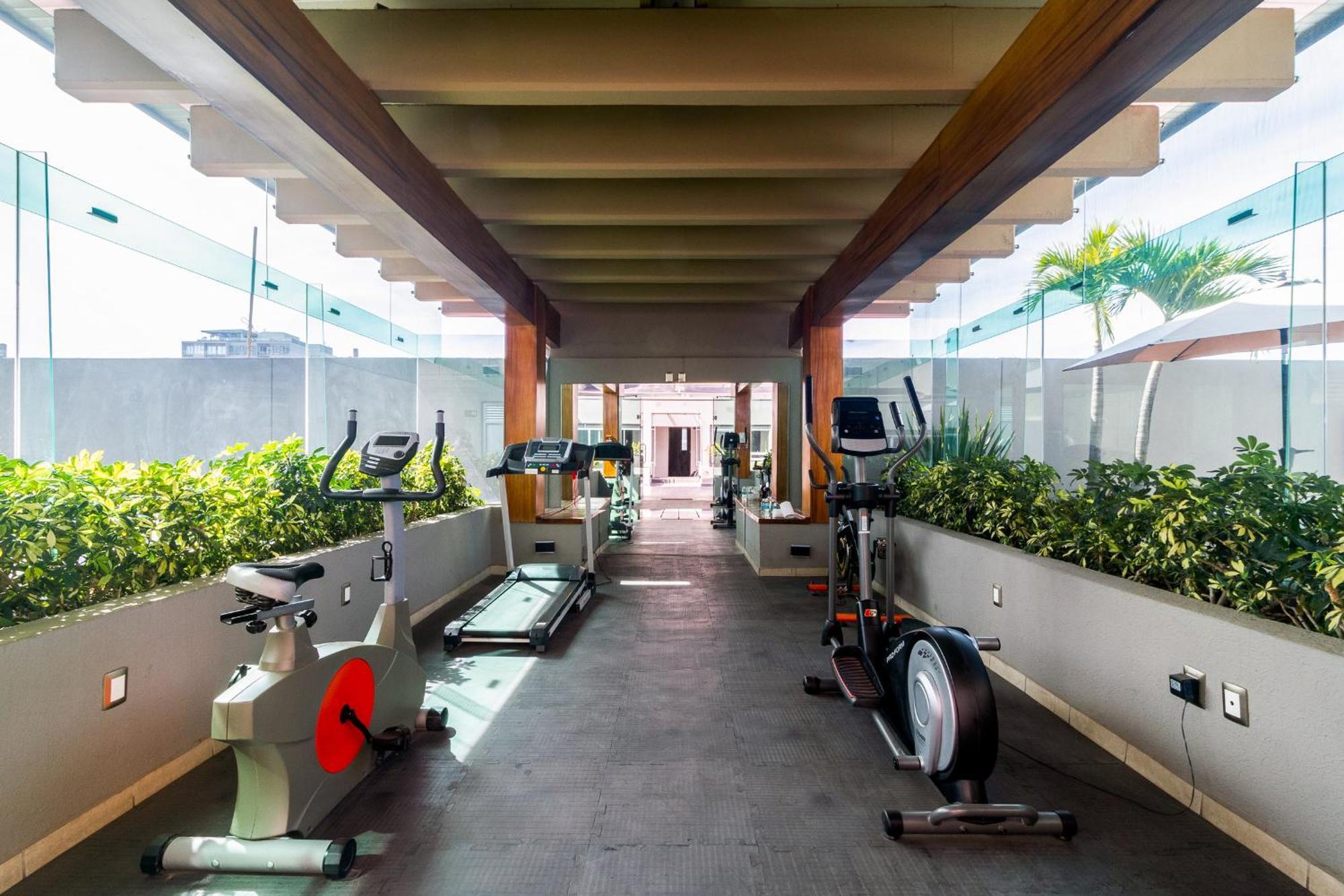 Hotel Meson Ejecutivo Minerva - Av Mexico 4*