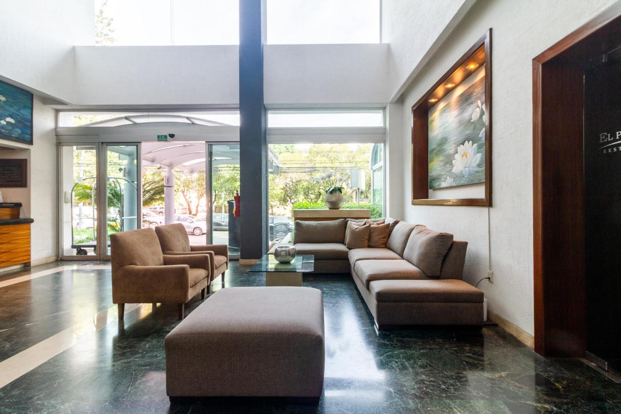 Meson Ejecutivo Minerva - Av Mexico 4* Guadalajara