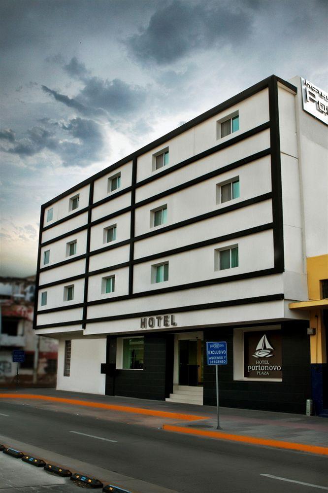 Portonovo Plaza Centro 3* Guadalajara