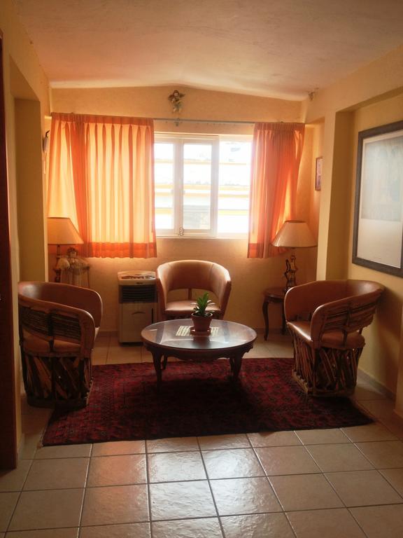 Bed & Breakfast Residencia Los Angeles Guadalajara
