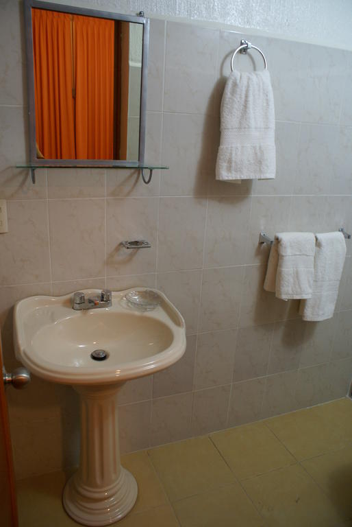 Bed & Breakfast Residencia Los Angeles 3*