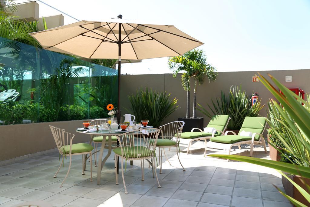 Hotel Meson Ejecutivo Minerva - Av Mexico 4*