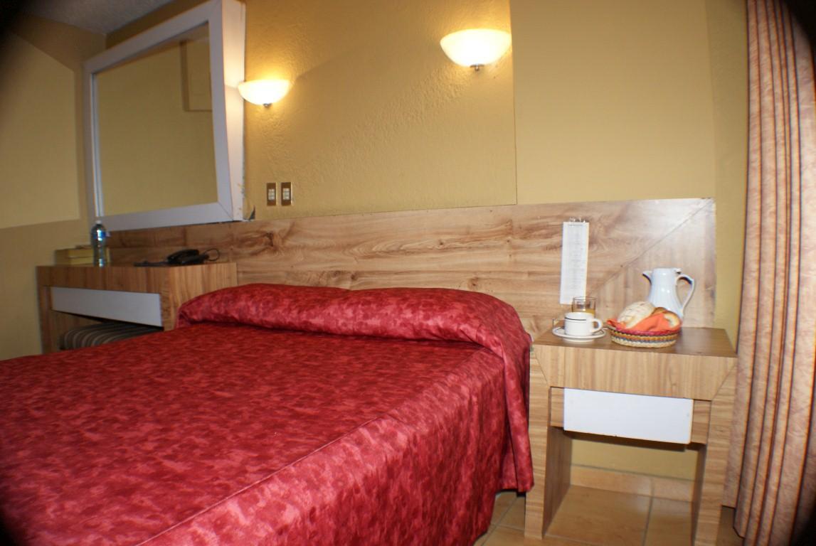 Universo Hotel 3*