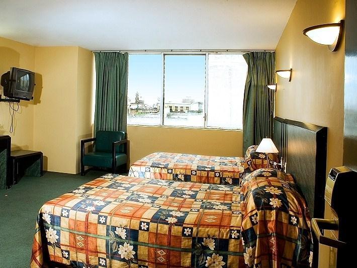 Hotel Universo