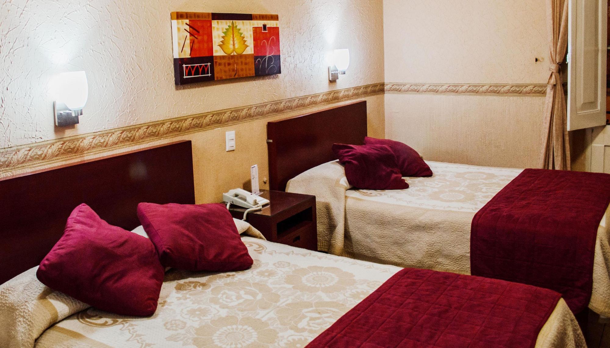 Regis Hotel 3*