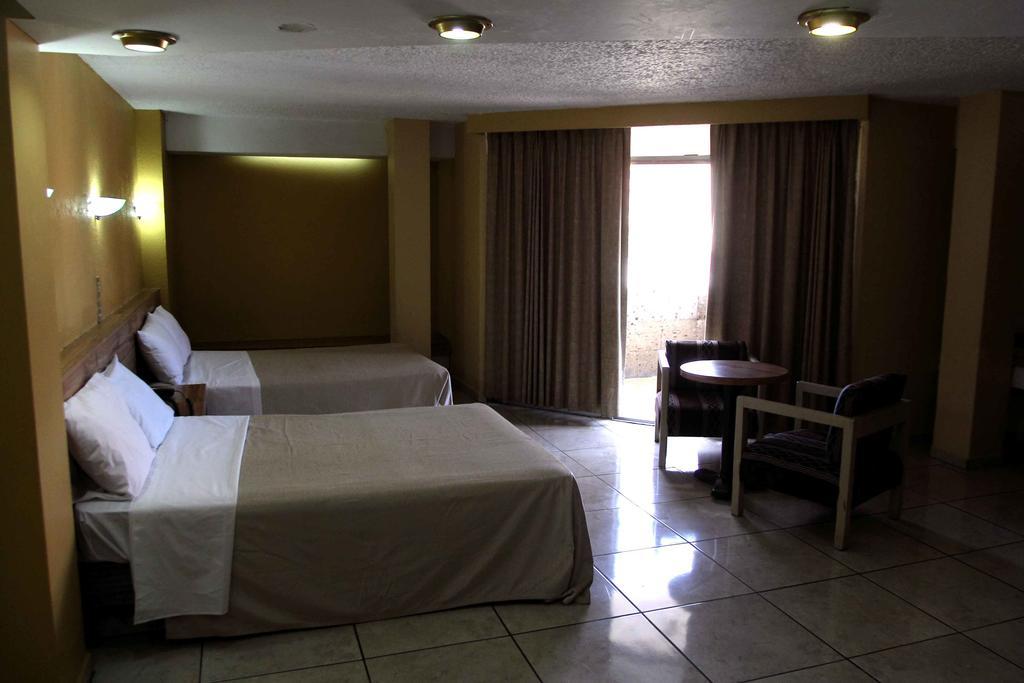 Universo Hotel