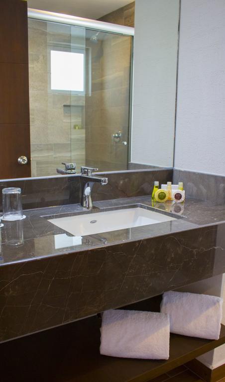 Eco Expo Hotel