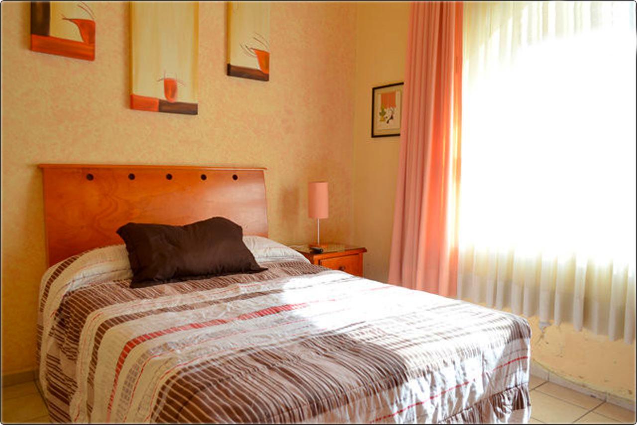 Residencia Los Angeles Bed & Breakfast 3*