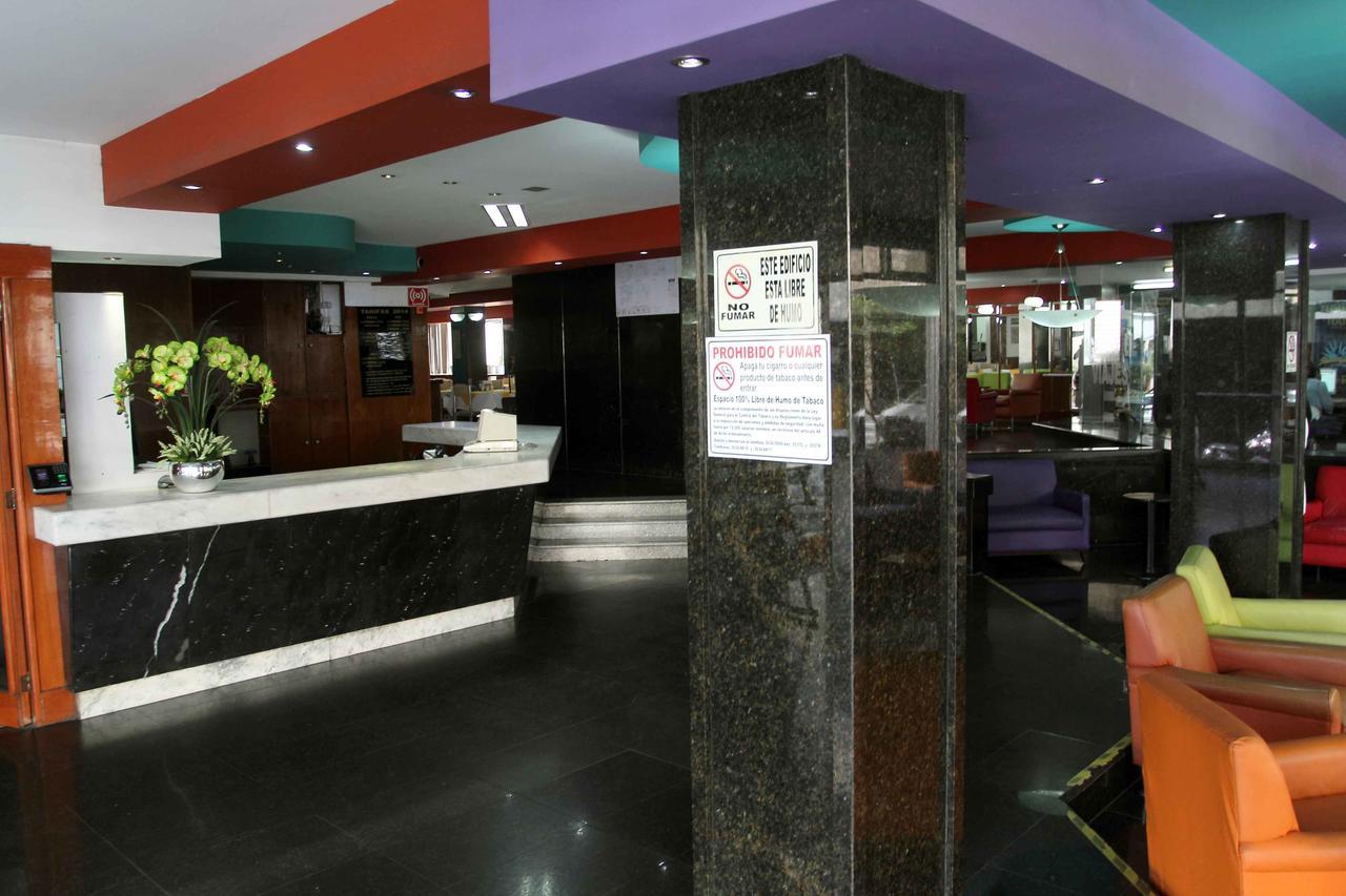 Hotel Universo