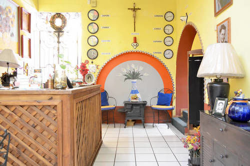Hostel Casa Zalaoui Guest house Guadalajara
