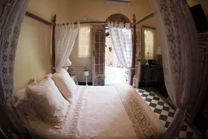 Casa Pedro Loza