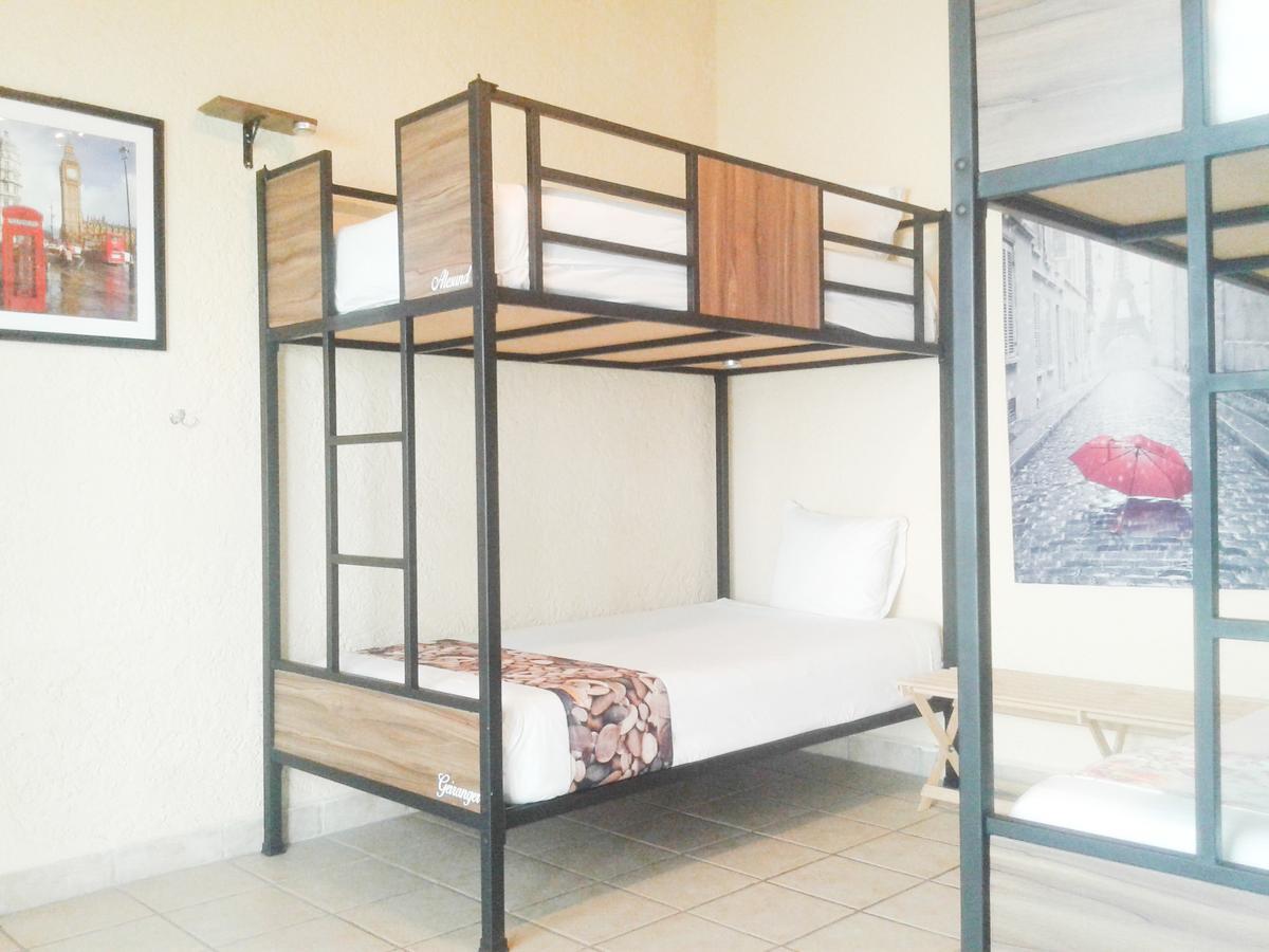 Hostalife Hostel *