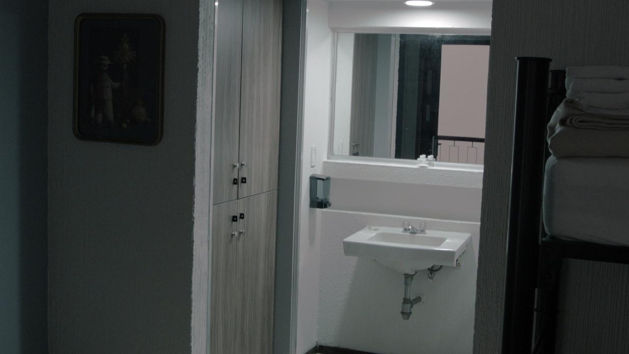 Hostel Fenix Beds Guadalajara
