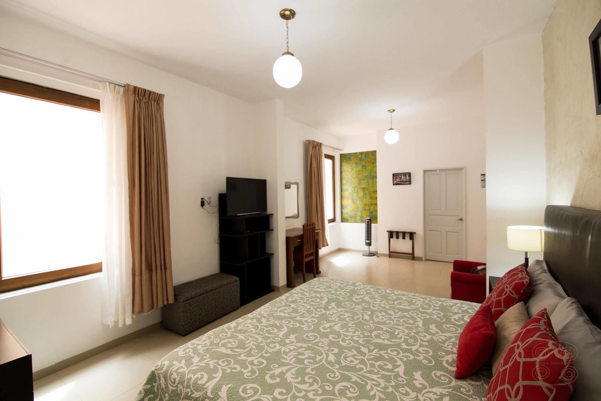 Casa Montore Bed & Breakfast